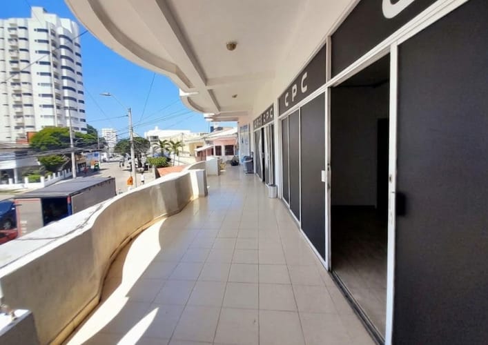 Local en arriendo en Manga, Cartagena, 65 m² · foto 3 de 12