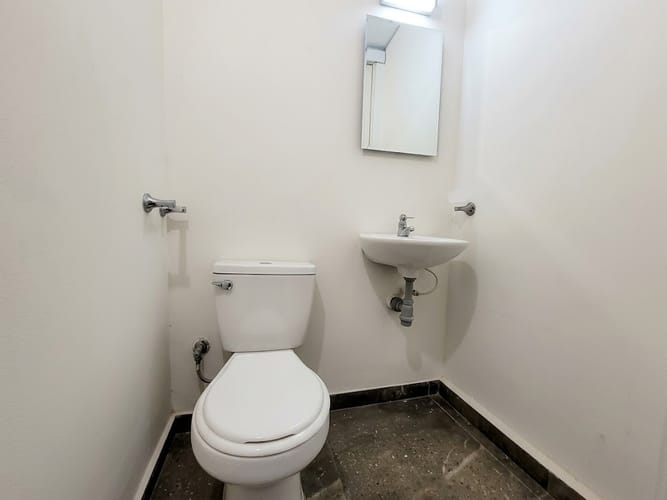 Local en arriendo en Manga, Cartagena, 65 m² · foto 11 de 12