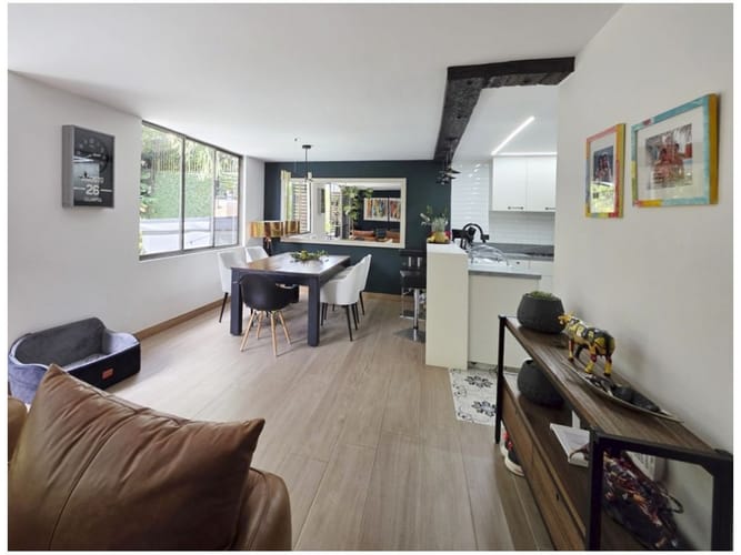 Casa de 3 alcobas en venta en Loma Del Chocho, Envigado, 330 m² · foto 6 de 24