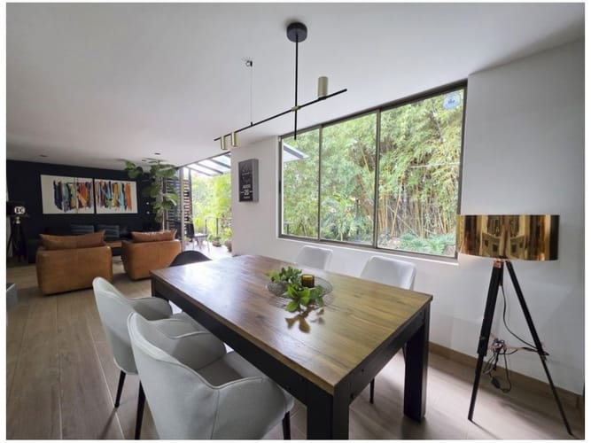 Casa de 3 alcobas en venta en Loma Del Chocho, Envigado, 330 m² · foto 11 de 24