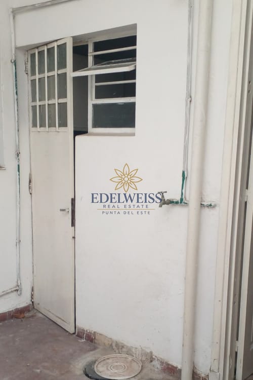 Alquiler en Aguada | Amplio apartamento de 1 dormitorio con patio exclusivo - Sin gastos comunes · Photo 7