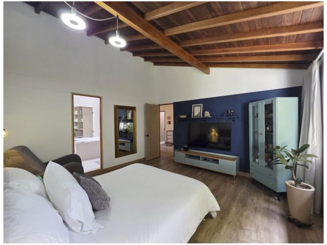 Casa de 3 alcobas en venta en Loma Del Chocho, Envigado, 330 m² · foto 19 de 24