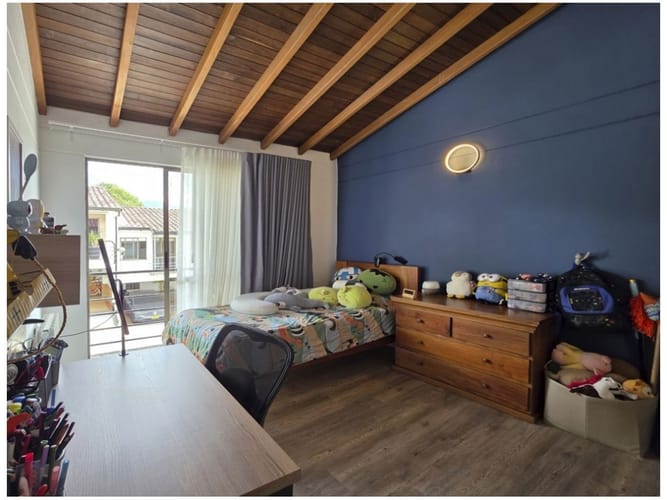 Casa de 3 alcobas en venta en Loma Del Chocho, Envigado, 330 m² · foto 24 de 24