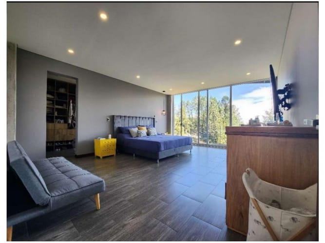 Apartaestudio en venta en Carrizales, Envigado, 1095 m² · foto 16 de 16