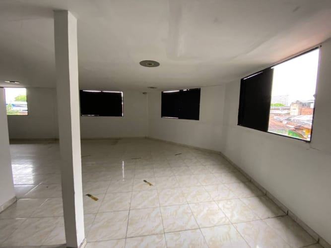 Local en arriendo en El Estadio, Neiva, 237 m² · foto 8 de 24