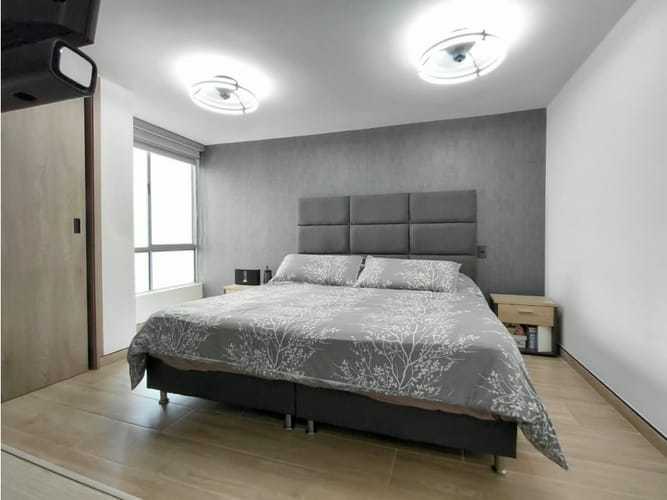 Apartamento de 4 alcobas en venta en Loma De Las Brujas, Envigado, 110 m² · foto 18 de 24
