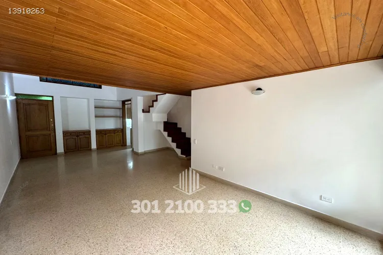 Apartamento de 3 alcobas en arriendo en Conquistadores, Medellín, 175 m² · foto 5 de 24