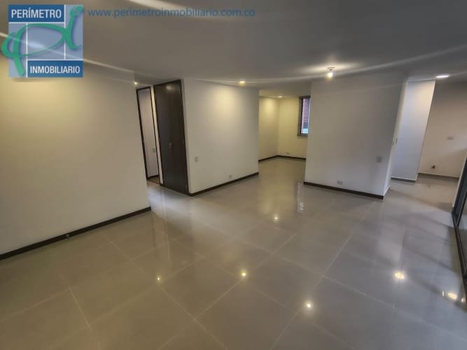 Apartamento de 2 alcobas en arriendo en Santa Maria De Los Angeles, Medellín, 100 m² · foto 2 de 15