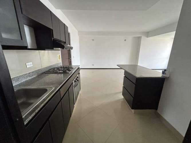 Apartamento de 3 alcobas en arriendo en Las Lomitas, Sabaneta, 95 m² · foto 3 de 21