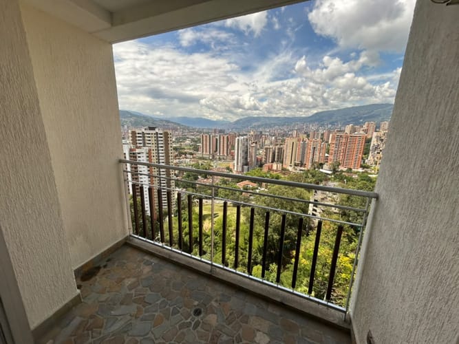 Apartamento de 3 alcobas en arriendo en Las Lomitas, Sabaneta, 95 m² · foto 9 de 21