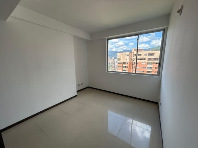 Apartamento de 3 alcobas en arriendo en Las Lomitas, Sabaneta, 95 m² · foto 16 de 21