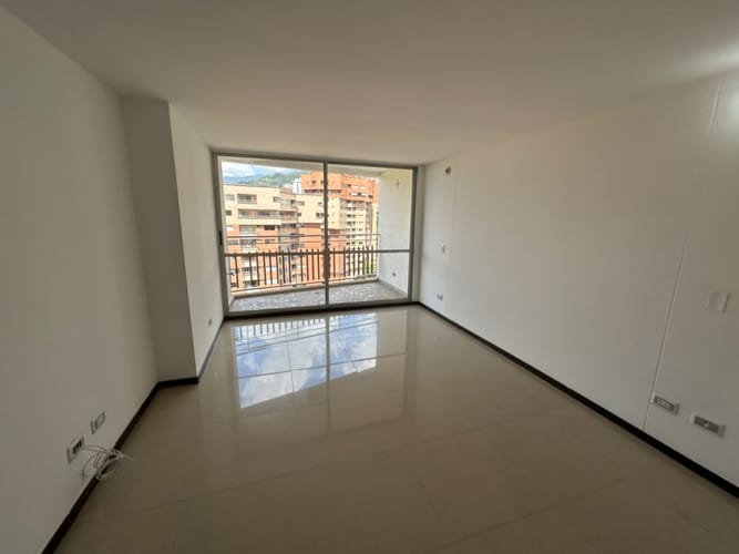 Apartamento de 3 alcobas en arriendo en Las Lomitas, Sabaneta, 95 m² · foto 19 de 21