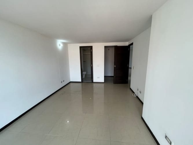 Apartamento de 3 alcobas en arriendo en Las Lomitas, Sabaneta, 95 m² · foto 20 de 21