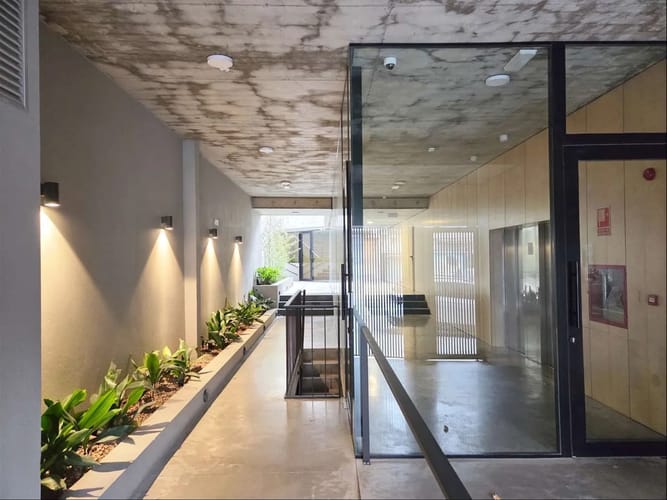 - Alquiler O Venta - Oficinas - Cordón - Centro - Constituyente - A Estrenar - · Foto 2