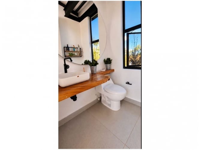 Casa de 3 alcobas en venta en Loma Del Escobero, Envigado, 260 m² · foto 6 de 9
