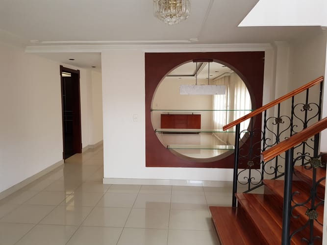 Casa de 4 alcobas en arriendo en Santa Lucia, Chía, 260 m² · foto 6 de 17