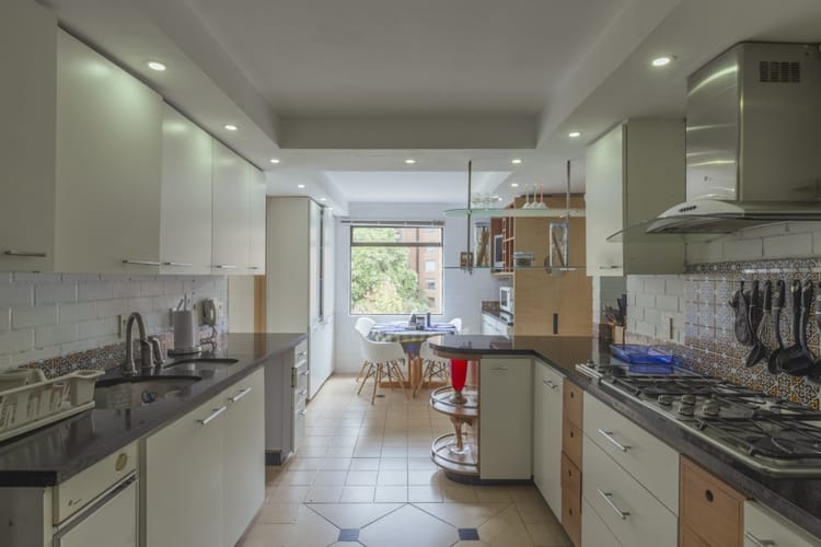 Apartamento de 3 alcobas en venta en Montearroyo, Bogotá, 250 m² · foto 7 de 24