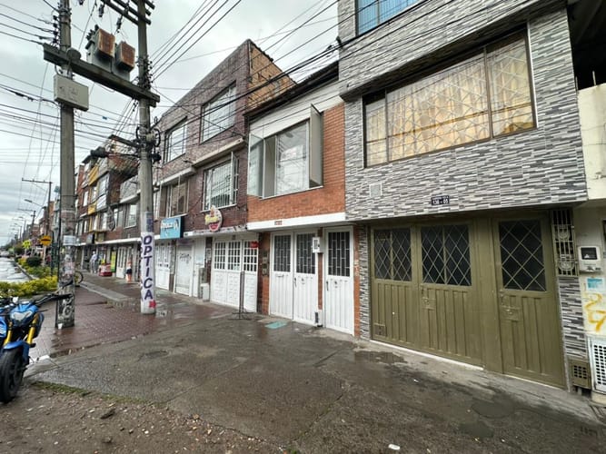 Casa de 2 alcobas en venta en Costa Azul, Bogotá, 48 m² · foto 3 de 23