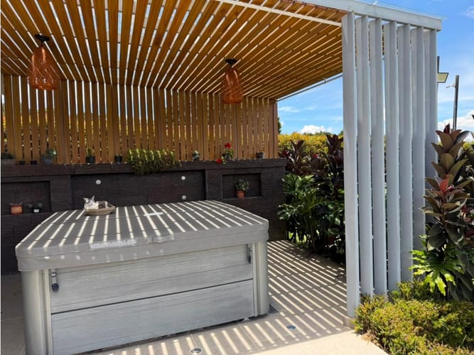 Casa de 5 alcobas en venta en Alto De La Virgen, Medellín, 286 m² · foto 8 de 24