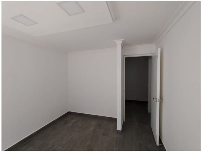 Apartamento de 3 alcobas en venta en El Poblado, Medellín, 207 m² · foto 9 de 24