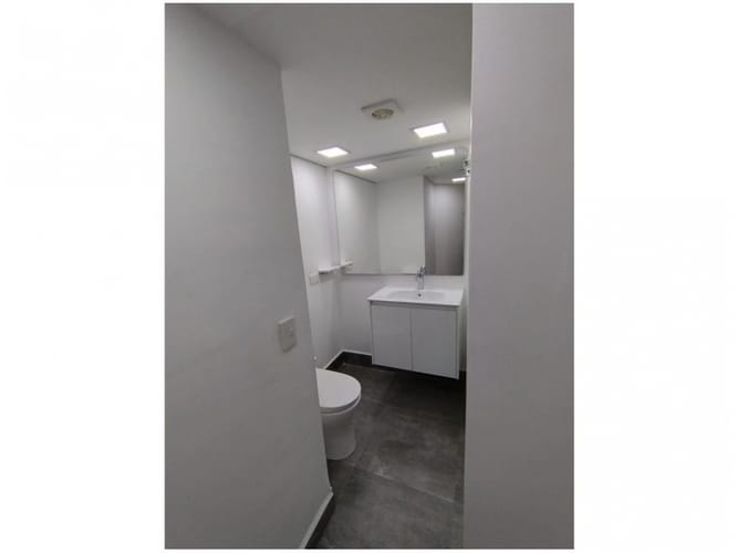 Apartamento de 3 alcobas en venta en El Poblado, Medellín, 207 m² · foto 10 de 24