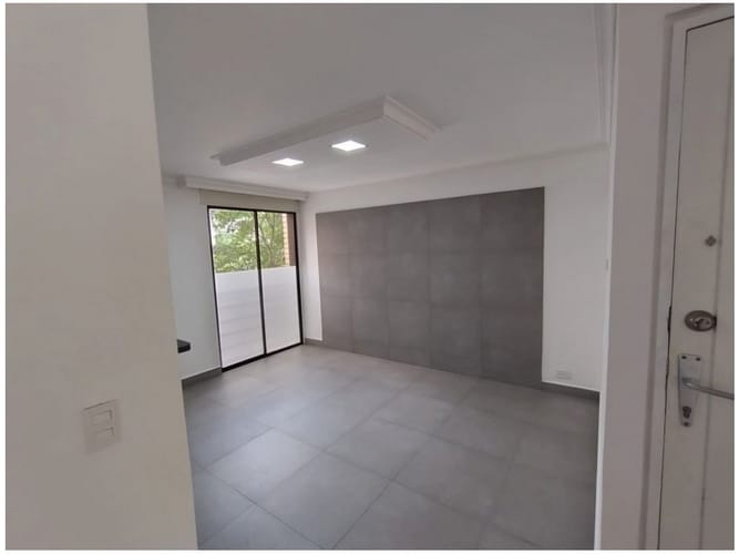 Apartamento de 3 alcobas en venta en El Poblado, Medellín, 207 m² · foto 15 de 24