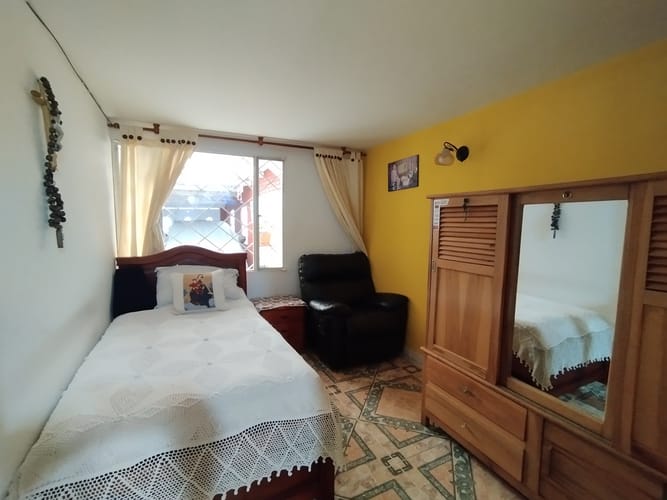Apartamento de 3 alcobas en venta en San Francisco, Bogotá, 76 m² · foto 6 de 17