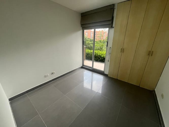 Apartamento de 2 alcobas en arriendo en La Florida, Medellín, 68 m² · foto 5 de 11