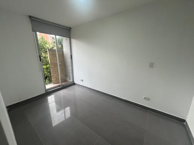 Apartamento de 2 alcobas en arriendo en La Florida, Medellín, 68 m² · foto 6 de 11