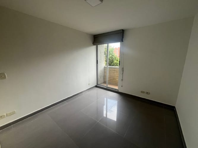 Apartamento de 2 alcobas en arriendo en La Florida, Medellín, 68 m² · foto 8 de 11