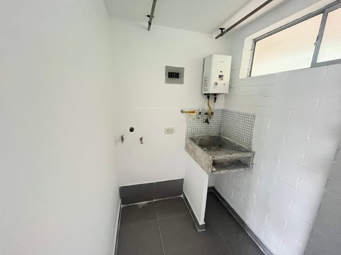 Apartamento de 2 alcobas en arriendo en La Florida, Medellín, 68 m² · foto 11 de 11