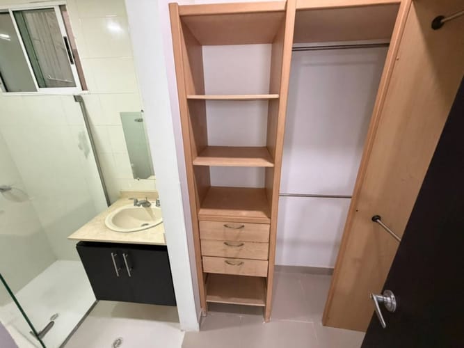 Apartamento de 3 alcobas en venta en Altos De Riomar, Barranquilla, 185 m² · foto 9 de 16