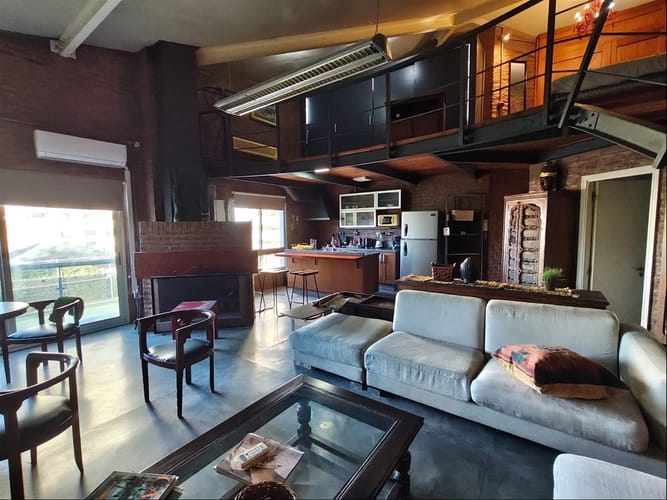 ALQUILER Apartamento tipo Loft de 98m2 en Puerto del Buceo · Foto 1
