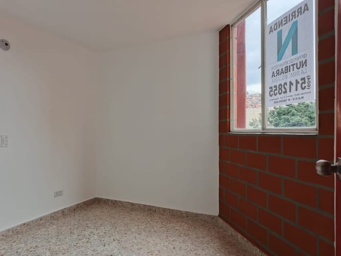 Apartamento de 3 alcobas en arriendo en Bombona No.1, Medellín, 72 m² · foto 9 de 13