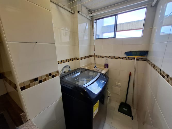 Apartamento de 2 alcobas en venta en Chapinero Alto, Bogotá, 52 m² · foto 2 de 18
