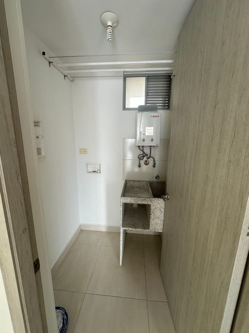 Apartamento de 3 alcobas en arriendo en San Francisco, Bucaramanga, 58 m² · foto 21 de 24