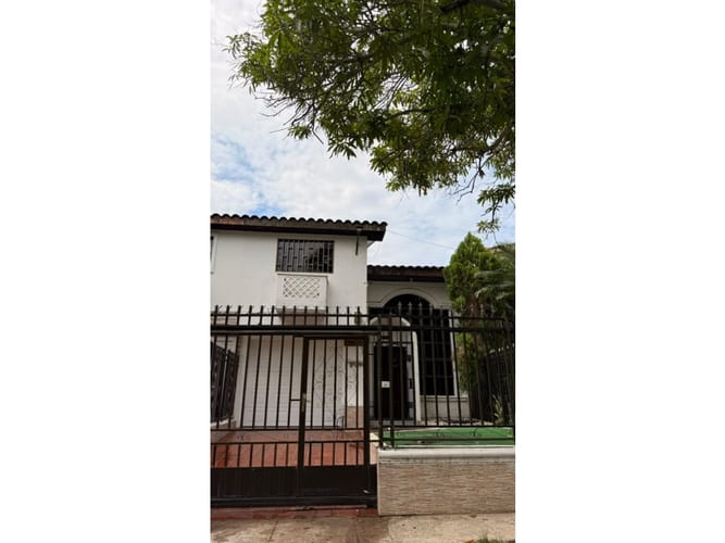 Casa de 3 alcobas en venta en Altos De Riomar, Barranquilla, 156 m² · foto 2 de 24