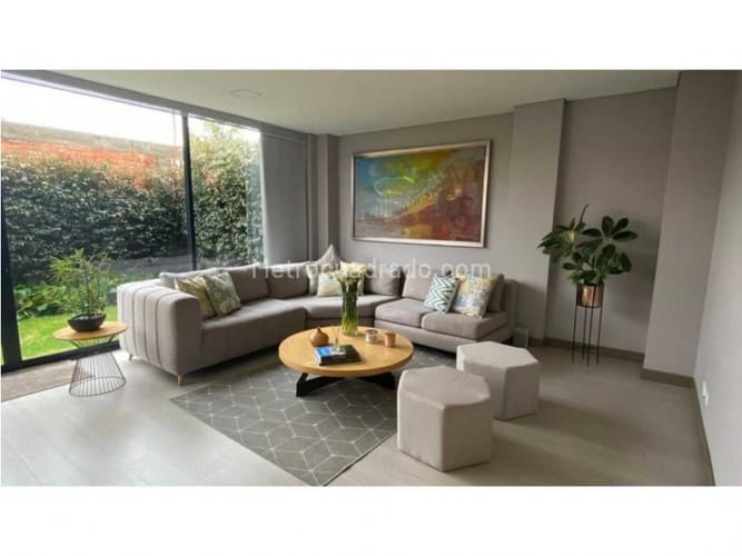 Casa de 3 alcobas en venta en Chuntame, Cajicá, 157 m² · foto 5 de 17