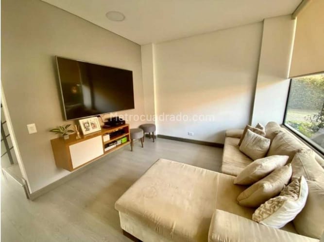Casa de 3 alcobas en venta en Chuntame, Cajicá, 157 m² · foto 15 de 17