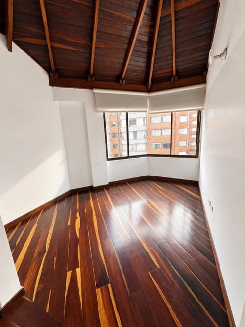 Apartamento de 4 alcobas en arriendo en Colina Campestre, Bogotá, 138 m² · foto 5 de 15