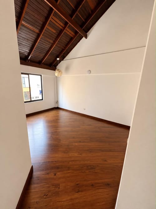 Apartamento de 4 alcobas en arriendo en Colina Campestre, Bogotá, 138 m² · foto 6 de 15