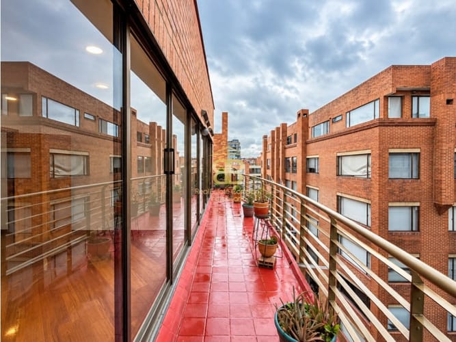 Apartamento de 3 alcobas en venta en Santa Paula, Bogotá, 164 m² · foto 4 de 20