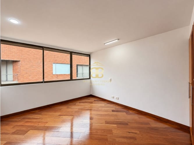 Apartamento de 3 alcobas en venta en Santa Paula, Bogotá, 164 m² · foto 15 de 20