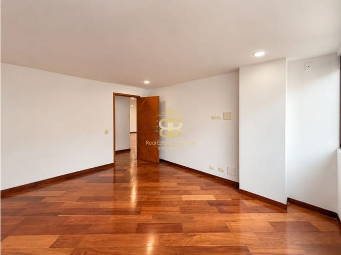 Apartamento de 3 alcobas en venta en Santa Paula, Bogotá, 164 m² · foto 16 de 20