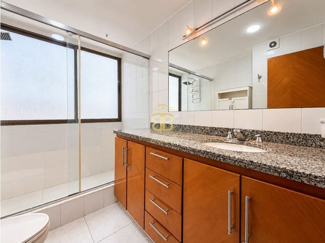 Apartamento de 3 alcobas en venta en Santa Paula, Bogotá, 164 m² · foto 18 de 20