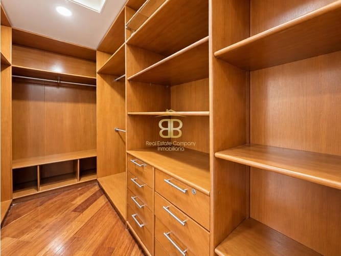 Apartamento de 3 alcobas en venta en Santa Paula, Bogotá, 164 m² · foto 20 de 20