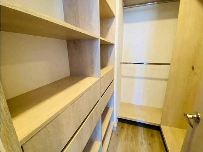 Apartamento de 2 alcobas en arriendo en Altos Del Poblado, Medellín, 81 m² · foto 10 de 21