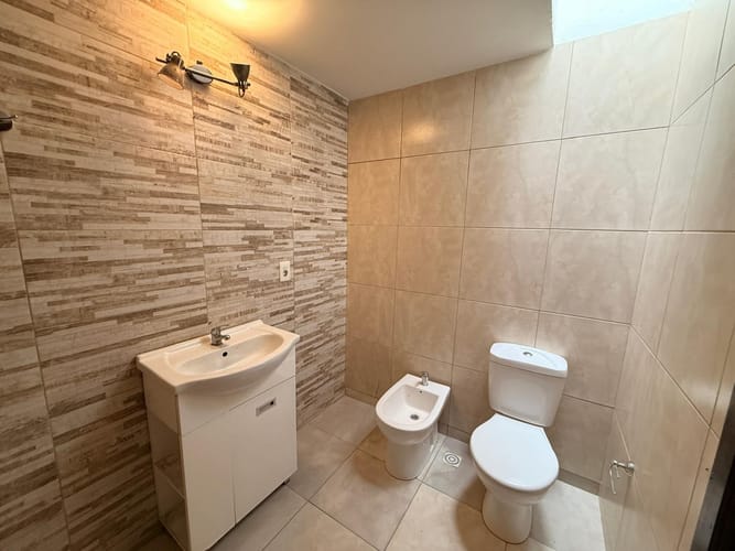 Alquiler Apartamento Interior 2 Dormitorios Con Patio Pocitos · Foto 5