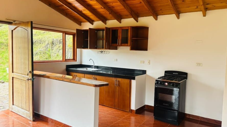 Casa de 2 alcobas en arriendo en El Libano, La Calera, 2000 m² · foto 13 de 14