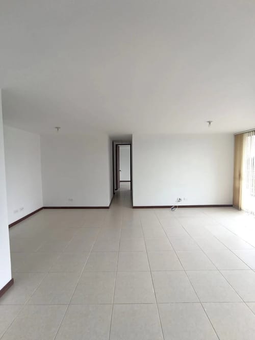 Apartamento de 3 alcobas en venta en Camino Verde, Envigado, 100 m² · foto 3 de 10